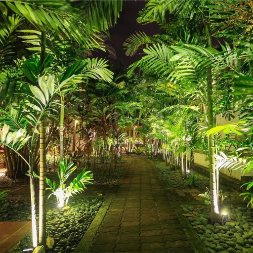 V-TAC LED 12W leszúrható kerti lámpa - fekete - 3000K - 217544