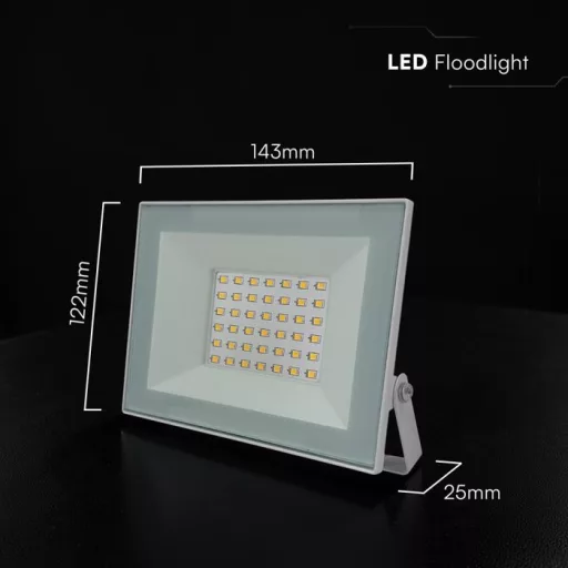 V-TAC 30W LED reflektor 110° 4000K fehér házas - 24420