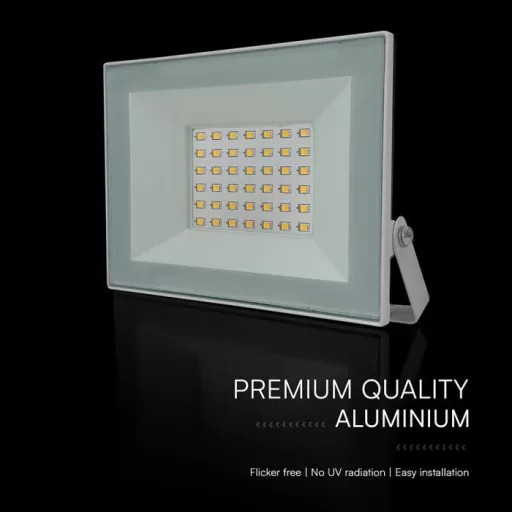 V-TAC 30W LED reflektor 110° 4000K fehér házas - 24420