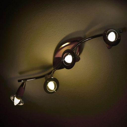 V-TAC LED izzó  infra távirányítóval E14 C37 4.8W 180° RGB + 4000K gyertya - 2929
