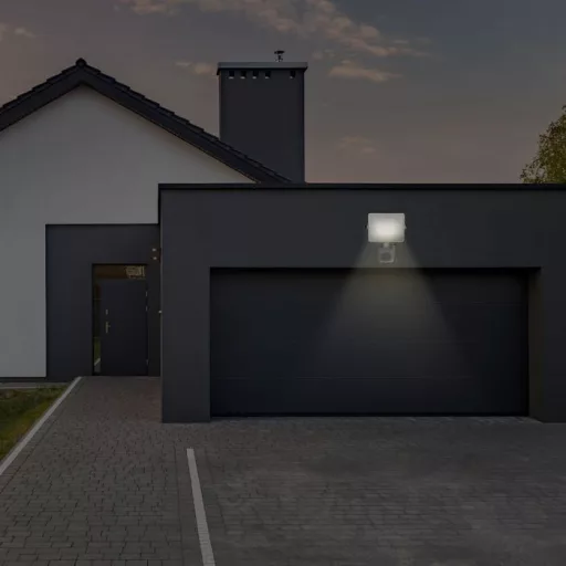 V-TAC 50W Mozgásérzékelős LED reflektor 100° 3000K fehér házas (Samsung Chip) - 466