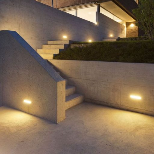 V-TAC 20W LED kültéri lámpa IP65 fekete színű 3000K - 6810