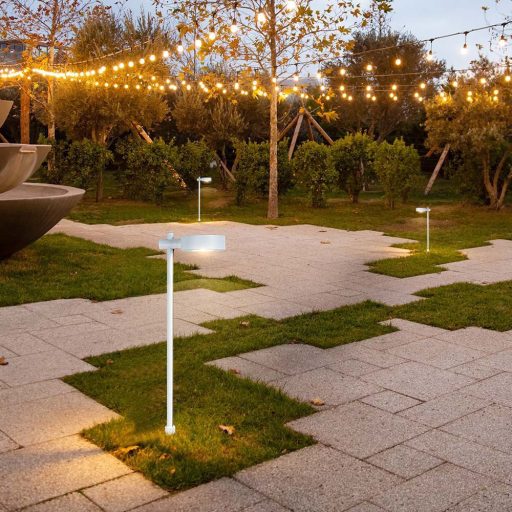 V-TAC LED 7W leszúrható kerti lámpa - IP65 - fehér - 4000K - 6837