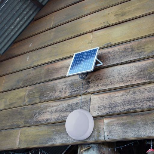V-TAC LED mennyezeti napelemes (SOLAR) lámpa RF távirányítóval 3 az 1-ben 15W IP65 kör - 7613