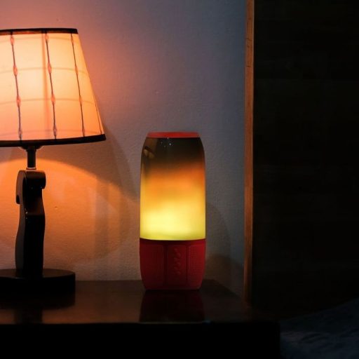V-TAC 2x3W LED Bluetooth hangszóró USB és Kártya olvasóval Piros színű - 8571