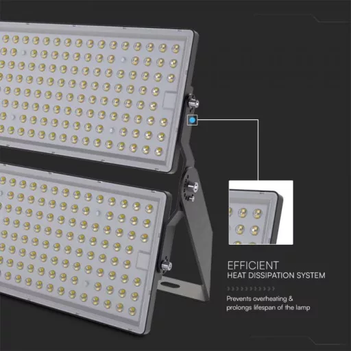 V-TAC 500W LED reflektor 135lm/W 6500K fekete házas 1m hosszú vezetékkel - 97212